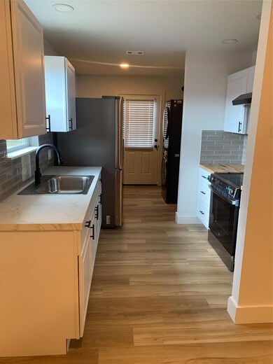 119 Faubion Dr unit B, Georgetown, TX 78628 - photo 6