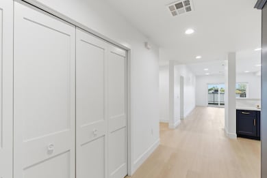 560 El Camino Real unit 207, San Carlos, CA 94070 - photo 2