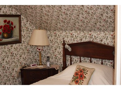 2 Harding St, Rochester, NH 03867 - photo 7