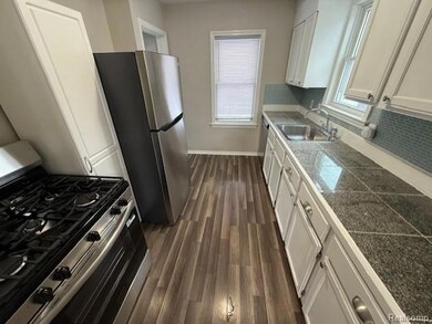 358 W Elza Ave, Hazel Park, MI 48030 - photo 5