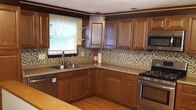 47 Acorn Dr unit 47, Randolph, MA 02368 - photo 4