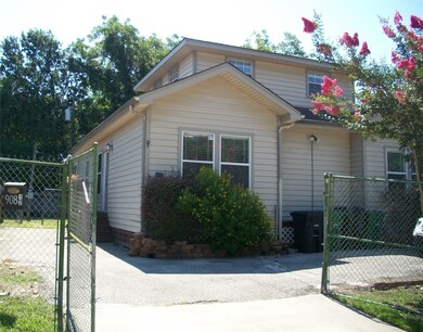 908 Enid St unit 1/2, Houston, TX 77009 - photo 5