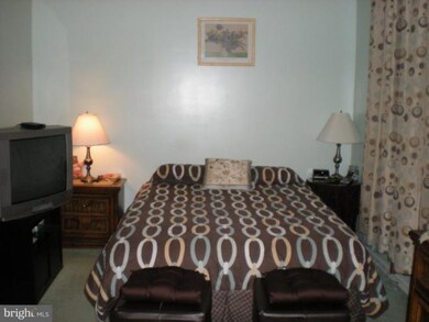 2015 S Anvil Ln, Temple Hills, MD 20748 - photo 3