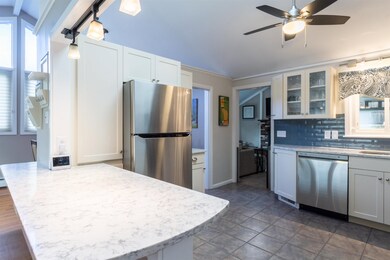 64 Hills Ferry Rd, Nashua, NH 03064 - photo 5