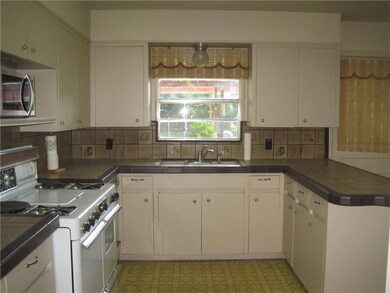 808 S Florida Ave, Weslaco, TX 78596 - photo 6