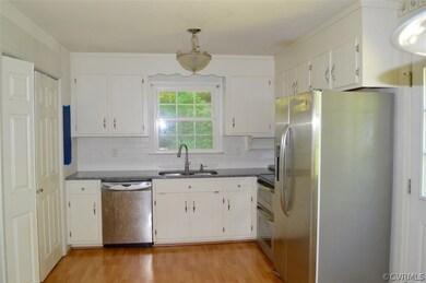 4600 Mason Dale Ct, North Chesterfield, VA 23234 - photo 5