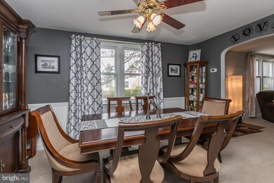 409 E Manoa Rd, Havertown, PA 19083 - photo 5