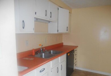 824 Ginger Willow Ct, Columbus, OH 43228 - photo 4