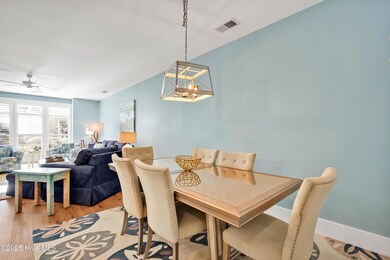 HarborWalk301-7
