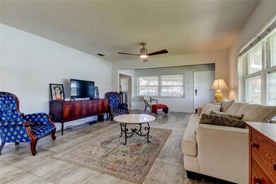 3850 13th Ave N unit 105, Saint Petersburg, FL 33713 - photo 7