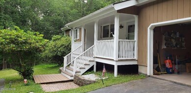 476 Bone Ridge Rd, Hawley, PA 18428 - photo 2