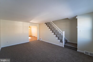 9 Stratford Rd, Glenolden, PA 19036 - photo 4