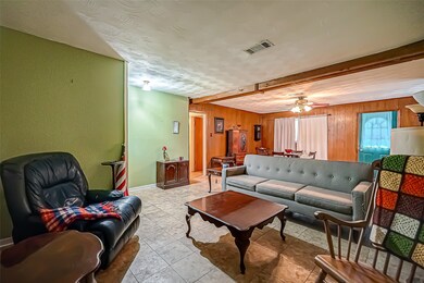 917 Midas Ln, Alvin, TX 77511 - photo 4