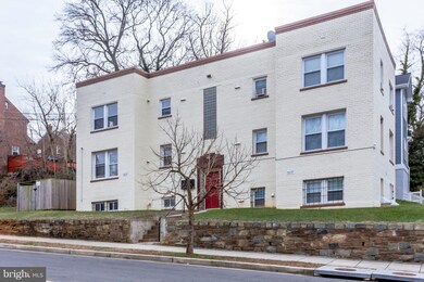 2801 R St SE, Washington, DC 20020 - photo 2