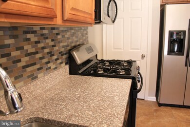 2114 Graythorn Rd, Middle River, MD 21220 - photo 7