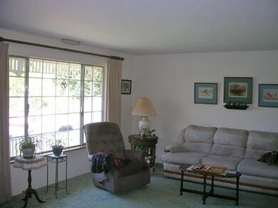 1925 Keldan Ln, Grants Pass, OR 97527 - photo 6