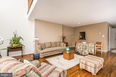 17 W Lee St, Baltimore, MD 21201 - photo 7