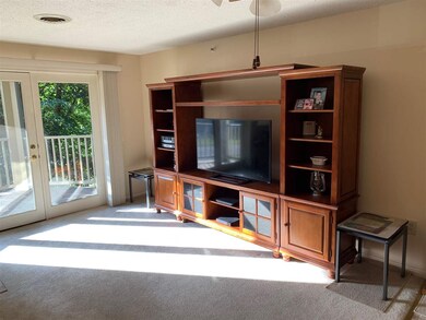 2 Mayfair Ln unit U202, Nashua, NH 03063 - photo 7