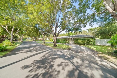 341 Island Dr, Key Biscayne, FL 33149 - photo 3