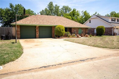 7140 N Comanche Ave, Warr Acres, OK 73132 - photo 3