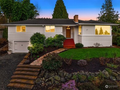 1050 Glen St, Edmonds, WA 98020 - photo 2