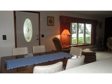 8 Marcotte Ave, Claremont, NH 03743 - photo 5