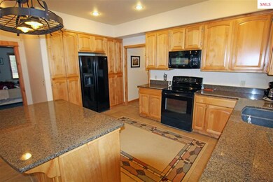 1176 Janish Dr, Sandpoint, ID 83864 - photo 4