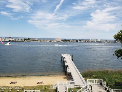 Wyndmoor Beach & Pier