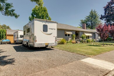 Julie Love - 1550 25th St NE, Salem, OR_