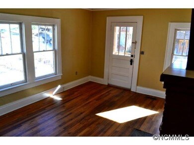 52 Gray St, Asheville, NC 28801 - photo 2