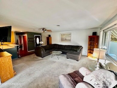 29 Sherwood Ln, Toms River, NJ 08757 - photo 5