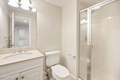 221 Weaver St unit 19C, Greenwich, CT 06831 - photo 5