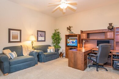 Large Office/Den