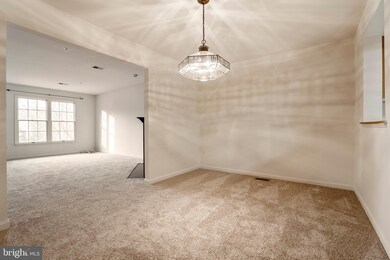 6115 Gothic Ln, Bowie, MD 20720 - photo 5