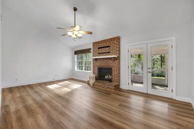 3517 Larkspur Ln, Tallahassee, FL 32312 - photo 3