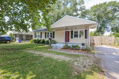 807 School St, Jacksonville, NC 28540 - photo 3