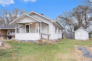 108 N Olive St, Osceola, IN 46561 - photo 2