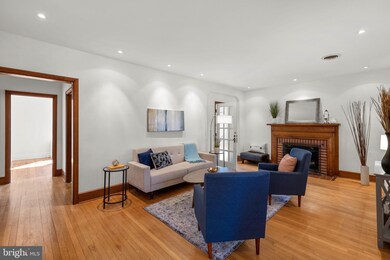 422 Pershing Dr, Silver Spring, MD 20910 - photo 5