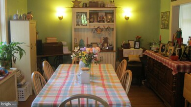 1717 Olive St, Reading, PA 19604 - photo 5