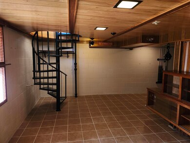 2205 Downing Ave, Waterloo, IA 50701 - photo 7