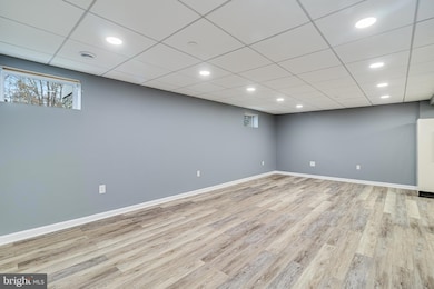 8325 Abc Farm Place, Pomfret, MD 20675 - photo 7