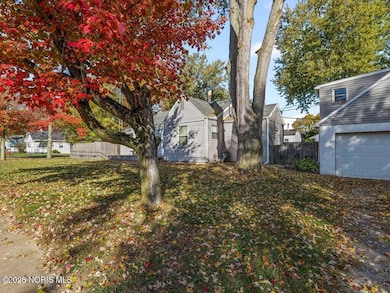 5404 Harschel Dr, Toledo, OH 43623 - photo 4