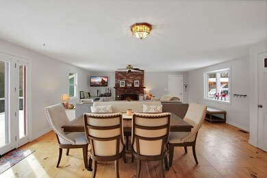 568 Groton St, Dunstable, MA 01827 - photo 3