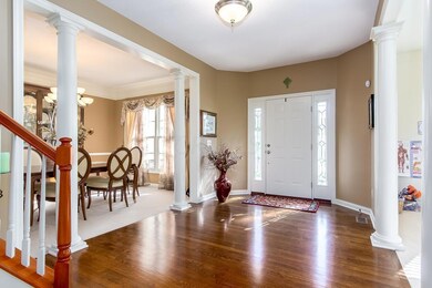 9838 Glasgow Ct, Dublin, OH 43017 - photo 2