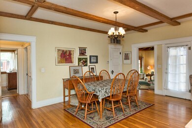 Living Room 4 Dining Area