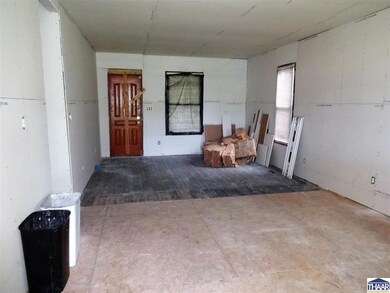 2048 N 20th St, Terre Haute, IN 47804 - photo 3