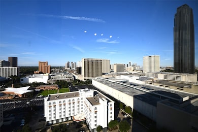 Oxford Condominium unit 1704, Houston, TX 77056 - photo 2