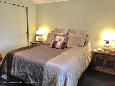 22 Zachary Bedroom