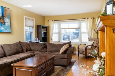 4 Williams Park Rd, Albany, NY 12211 - photo 3