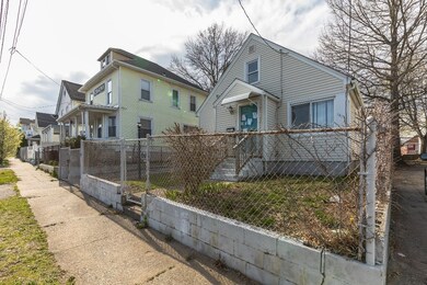 141 Byfield St, Providence, RI 02905 - photo 3